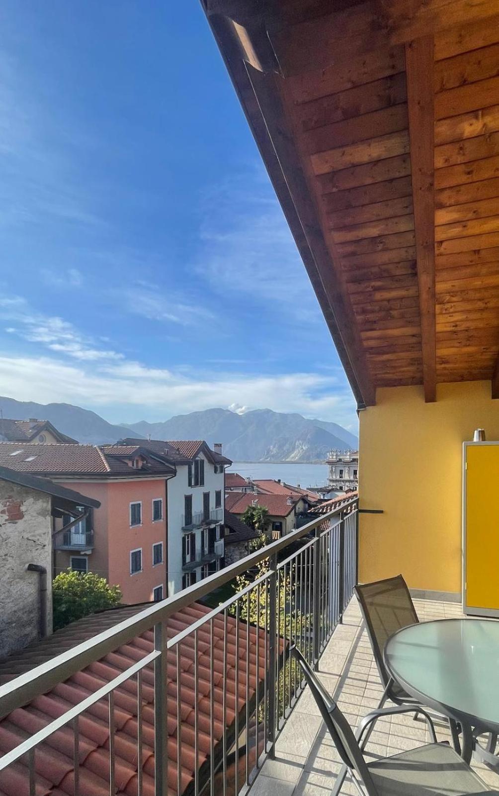 Penthouse Federico With Lake View - Residenza Silvana Verbania Dış mekan fotoğraf